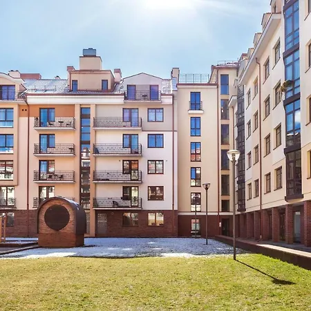 Apartmán Eden - A Bright Modern In Old Town By Houseys