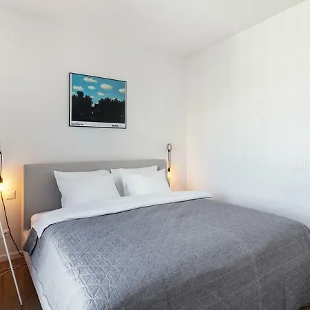 شقة Eden - A Bright Modern In Old Town By Houseys