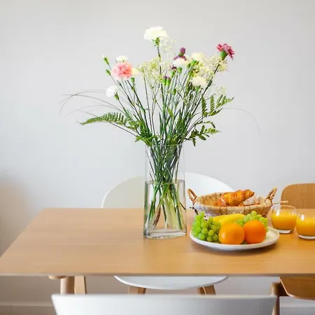 Eden - A Bright Modern In Old Town By Houseys * فيلنيوس