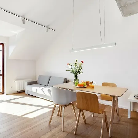 Eden - A Bright Modern In Old Town By Houseys فيلنيوس