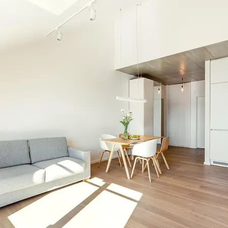 Eden - A Bright Modern In Old Town By Houseys Apartmán *